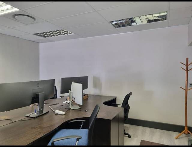 OFFICE PROPERTY TO RENT IN PAARDEVLEI